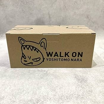 Amazon.co.jp: 国内正規品 奈良美智 パタパタクロック WALK ON